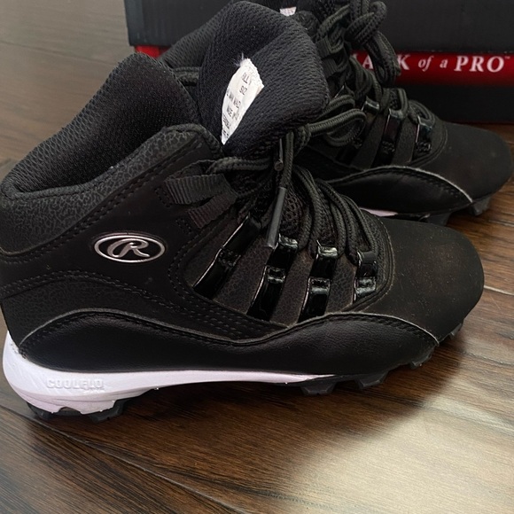 Baseball Shoes for Boys size 12 - Picture 6 of 8